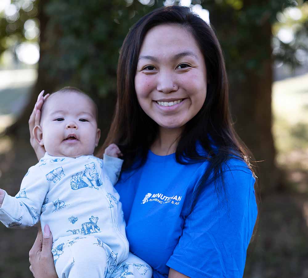 https://minutemanok.com/wp-content/uploads/2023/10/lady-with-baby.jpg